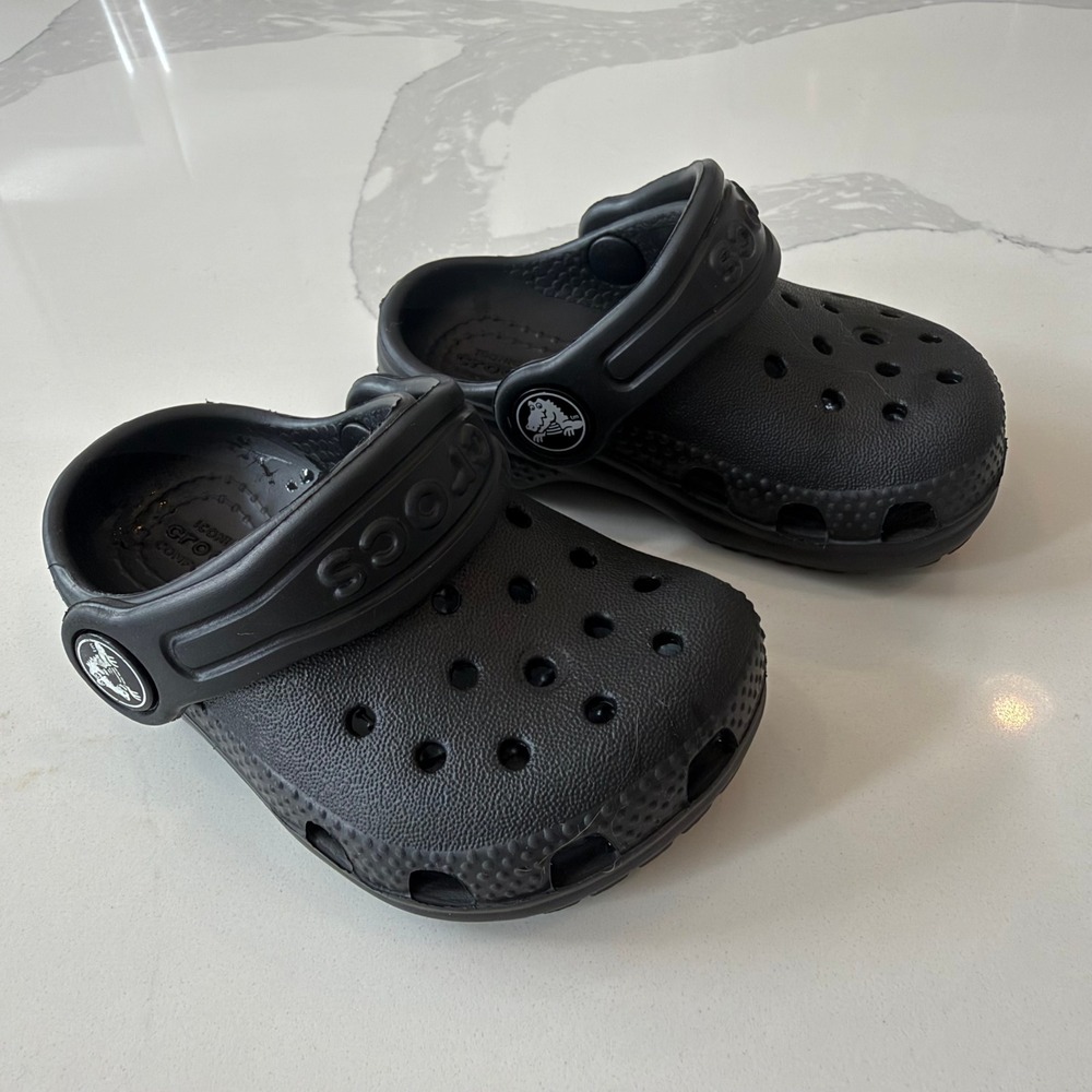 Crocs Classic Clog Black Toddler Size C4 Slip On Water Shoes 10001-001